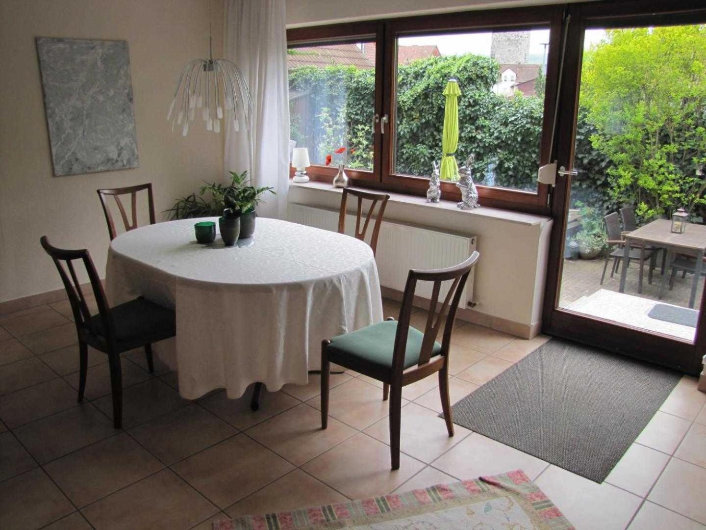 Ferienw Altstadtoase App Tillyschanzenblick Fuldablick Apartment